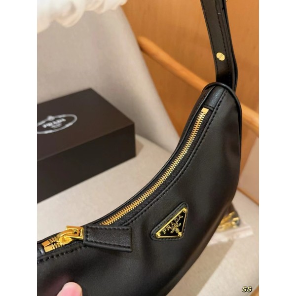 Light luxury brand Prada Arque crossbody bag hobo underarm bag crescent bag factory direct sales free shipping