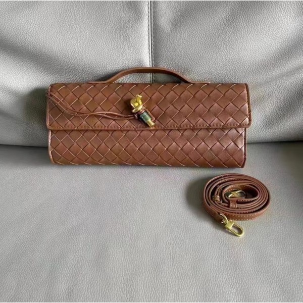 Fashionable and Versatile Niche Design Genuine Leather for Women Bag Woven Cowhide Evening Bag Baguette Bag