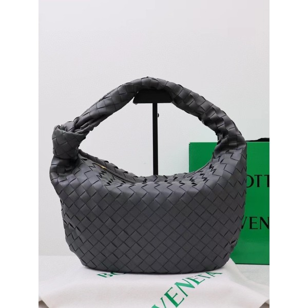 New Woven BV Large Horn Bag Knotted Clutch Small and Light To Use Generous High Version Factory Direct Sales Free Shipping