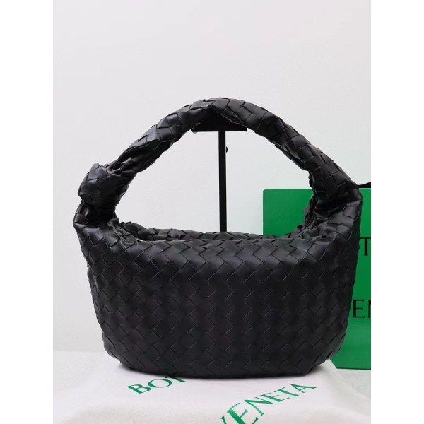 New Woven BV Large Horn Bag Knotted Clutch Small and Light To Use Generous High Version Factory Direct Sales Free Shipping