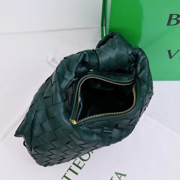 New Woven BV Small Horn Bag Knotted Clutch Small and Light To Use Generous High Version Factory Direct Sales Free Shipping