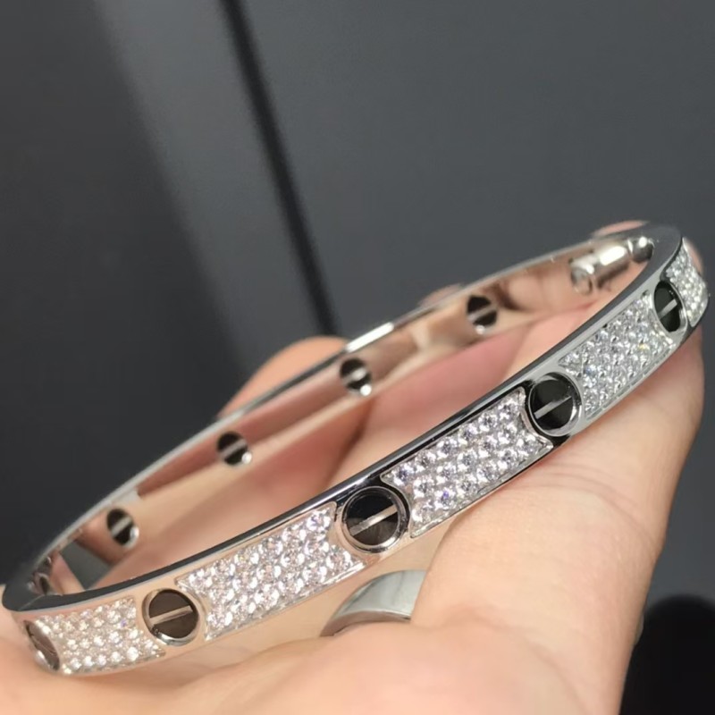 High Quality Classic Brand Cartier Full Diamond Bracelet Plated with 18k Real Gold Factory Direct Sales, Free Shipping