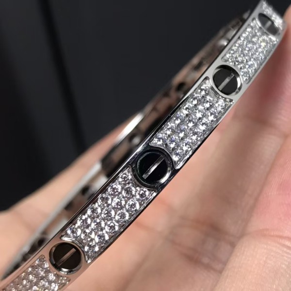 High Quality Classic Brand Cartier Full Diamond Bracelet Plated with 18k Real Gold Factory Direct Sales, Free Shipping