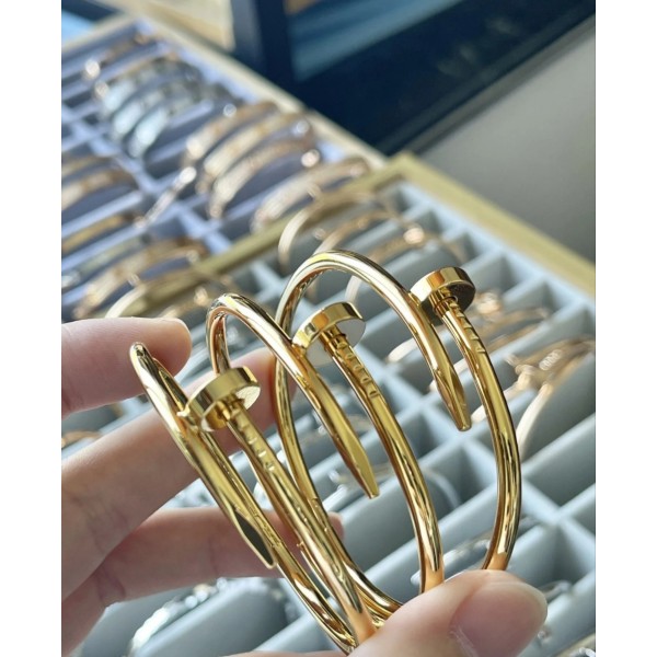 Light Luxury Brand Cartier Classic Nail Bracelet Wide Version Electroplated 3 Layers of 18K Gold High Quality Jewelry Factory Direct Sales Free Shipping