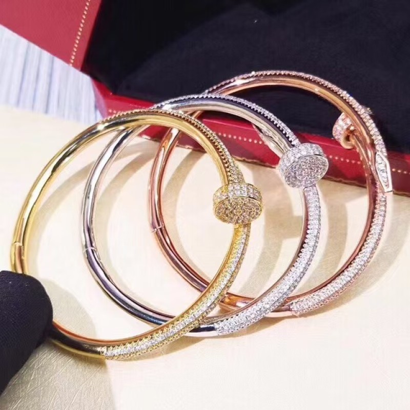 Classic Brand Light Luxury Cartier Full Diamond Nail Bracelet Party Delivery Factory Direct Sales Free Shipping