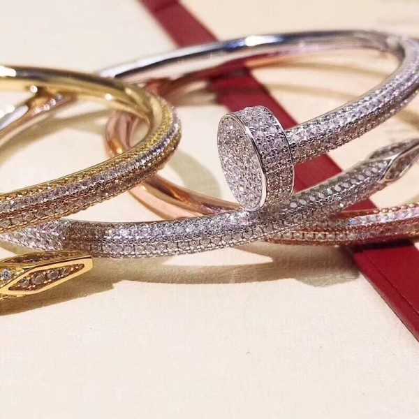 Classic Brand Light Luxury Cartier Full Diamond Nail Bracelet Party Delivery Factory Direct Sales Free Shipping 