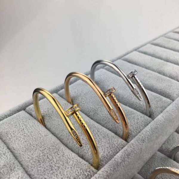 High-quality Classic Brand Cartier Nail Bracelet Rough Version Head Tail Diamond Bracelet Neutral Jewelry Factory Direct Sales