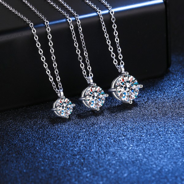 S925 pure silver necklace moissanite necklace 50 points 1 carat simple four claw moissanite collarbone chain