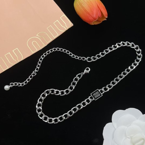 MIUMIU Fashion Classic Necklace 