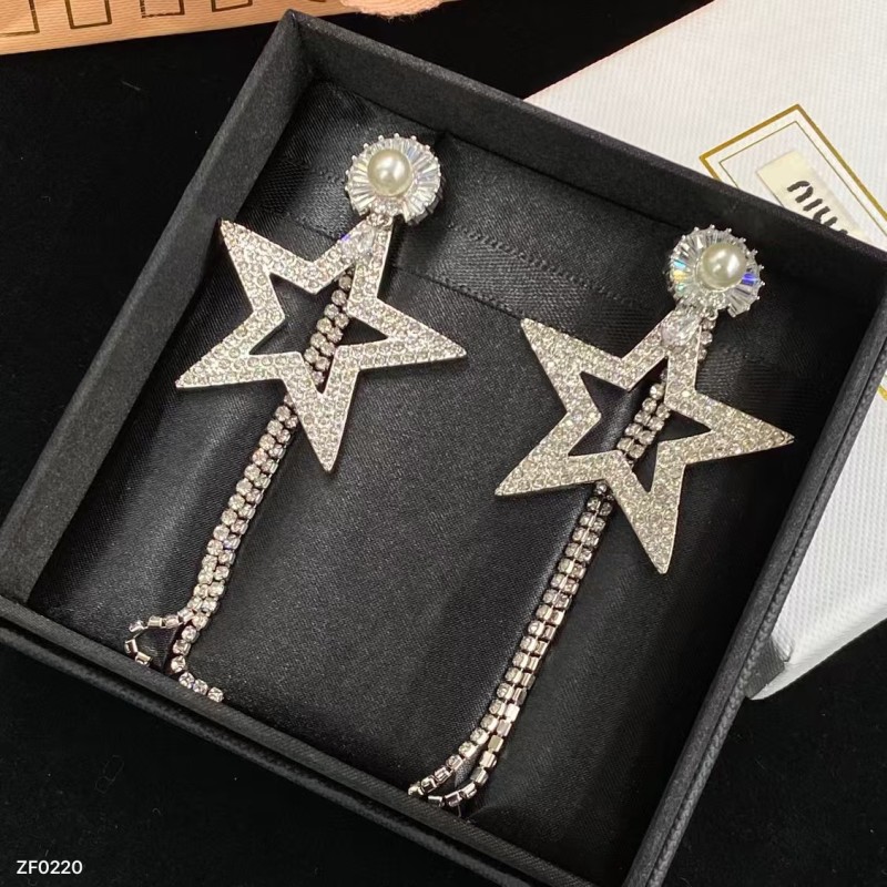 MIUMIU pearl pentagram tassel earrings