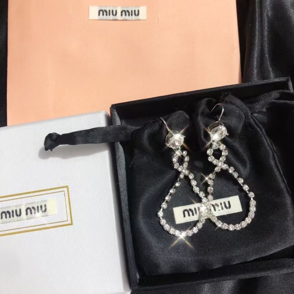 MIUMIU 8-shaped rhinestone earrings