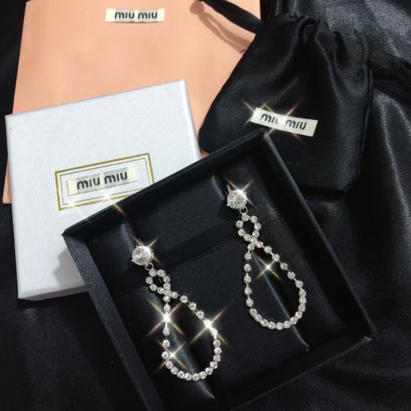 MIUMIU 8-shaped rhinestone earrings