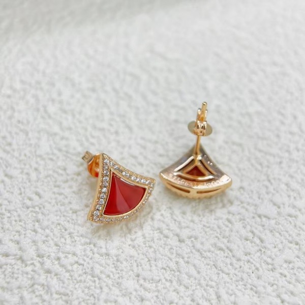 Classic Brand Bvlgari Skirt Earrings Red Jade Pulp Ear Stud Factory Direct Sales Free Shipping 