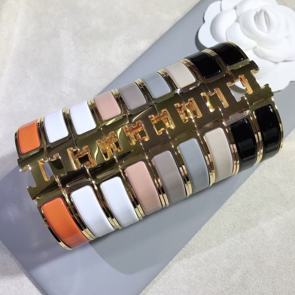 Luxury brand Hermes H enamel bracelet factory direct sales with free shipping