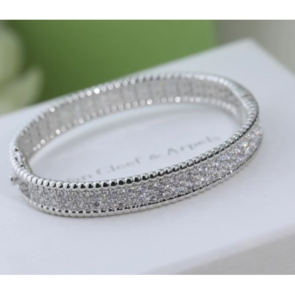 High Quality Classic Brand Van Cleef&Arpels Full Diamond Starry Sky Bracelet Wedding Engagement Accessories Factory Direct Sales Free Shipping