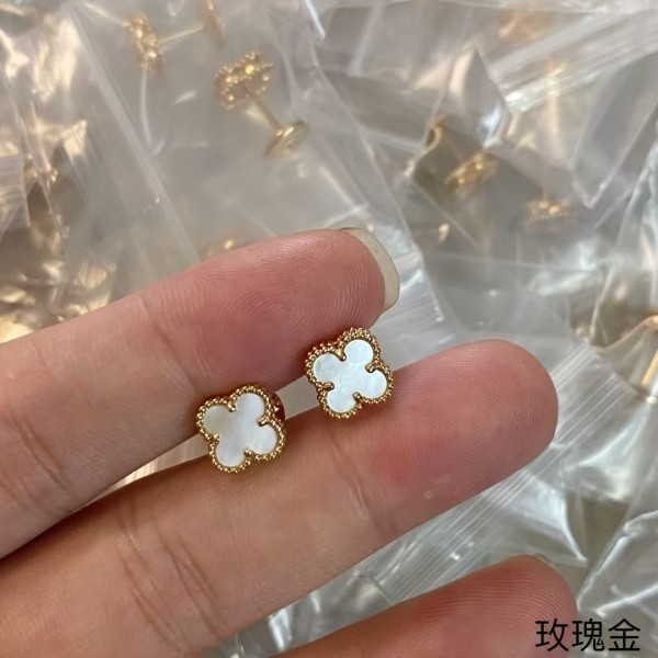 Light luxury brand Van Cleef&Arpels mini ear studs for women earrings factory direct sales free shipping