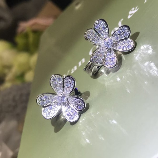 Classic brand Van Cleef&Arpels earrings new three flower full diamond ear clip factory direct sales free shipping