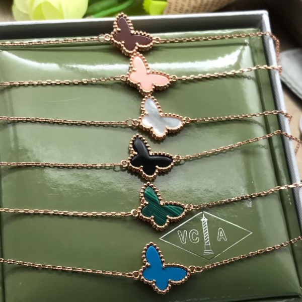 Classic Brand VCA Butterfly Mother of Pearl Bracelet for Woman with Super Temperament and Exquisite Craftsmanship in Stock Factory Direct Sales Free Shipping