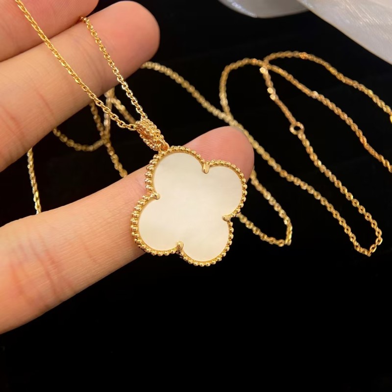 High Quality Classic Clover Women Necklace Natural Gemstone 25mm Sweater Chain Long Necklace Wedding and Engagement Accessories