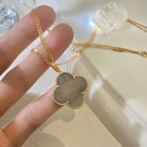 High Quality Classic Clover Women Necklace Natural Gemstone 25mm Sweater Chain Long Necklace Wedding and Engagement Accessories