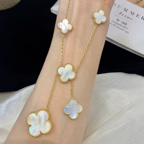 Classic Brand Van Cleef&Arpels Natural Gemstone Size Flower Irregular 6-flower Necklace for Women Factory Direct Sales Free Shipping