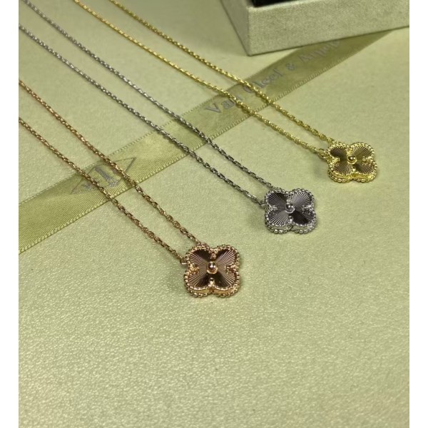 High Quality Classic Clover Necklace for Women Natural Gemstone 15mm Pendant Necklace Wedding And Engagement Accessories 